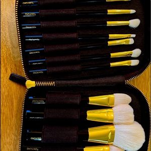 Tom ford brush set